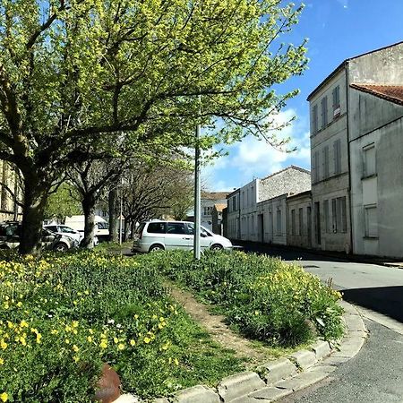 T2 Meuble Pour Curistes, Vacanciers Et Stagiaires Rochefort  Luaran gambar