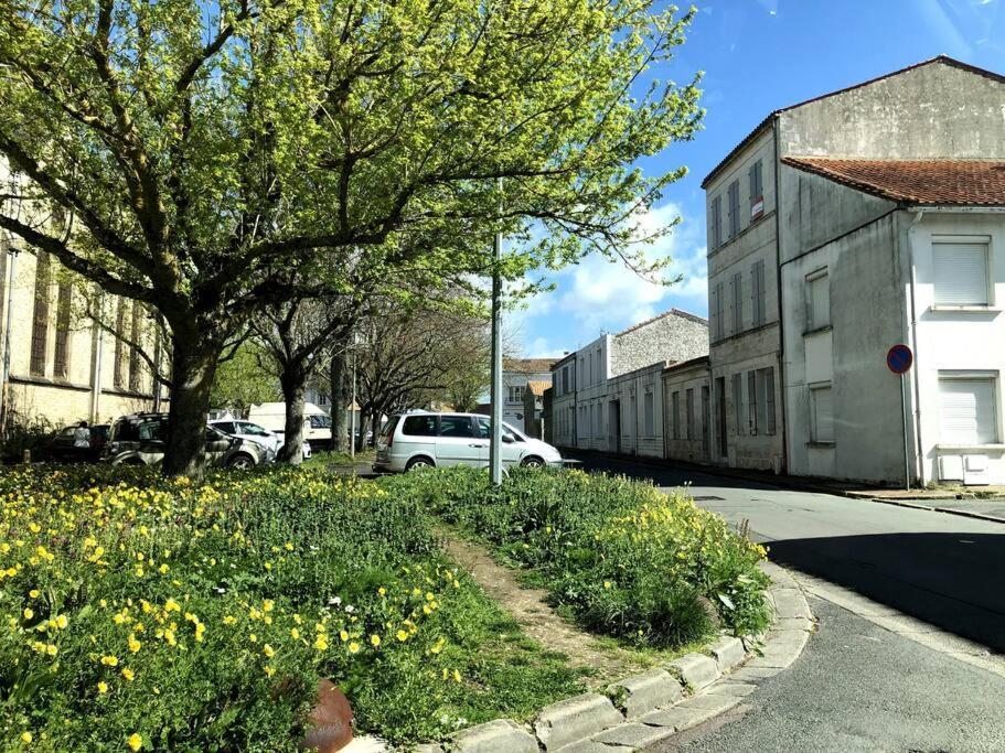 T2 Meuble Pour Curistes, Vacanciers Et Stagiaires Rochefort  Luaran gambar
