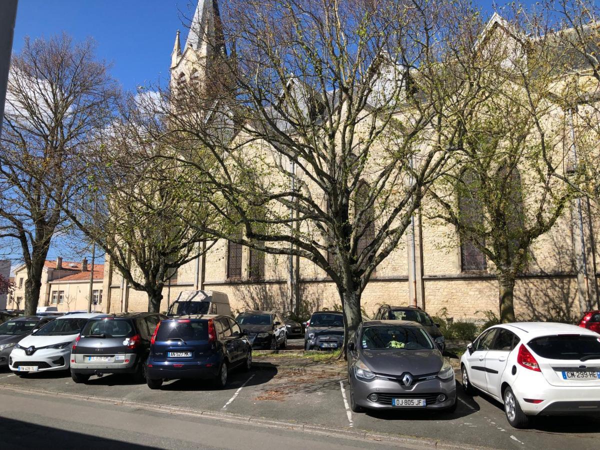 T2 Meuble Pour Curistes, Vacanciers Et Stagiaires Rochefort  Luaran gambar
